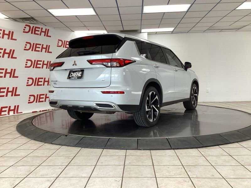Used 2022 Mitsubishi Outlander SE AWD/4WD image 7
