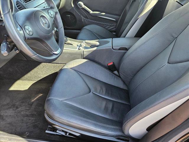 Used 2010 Mercedes-Benz SLK 300 image 14