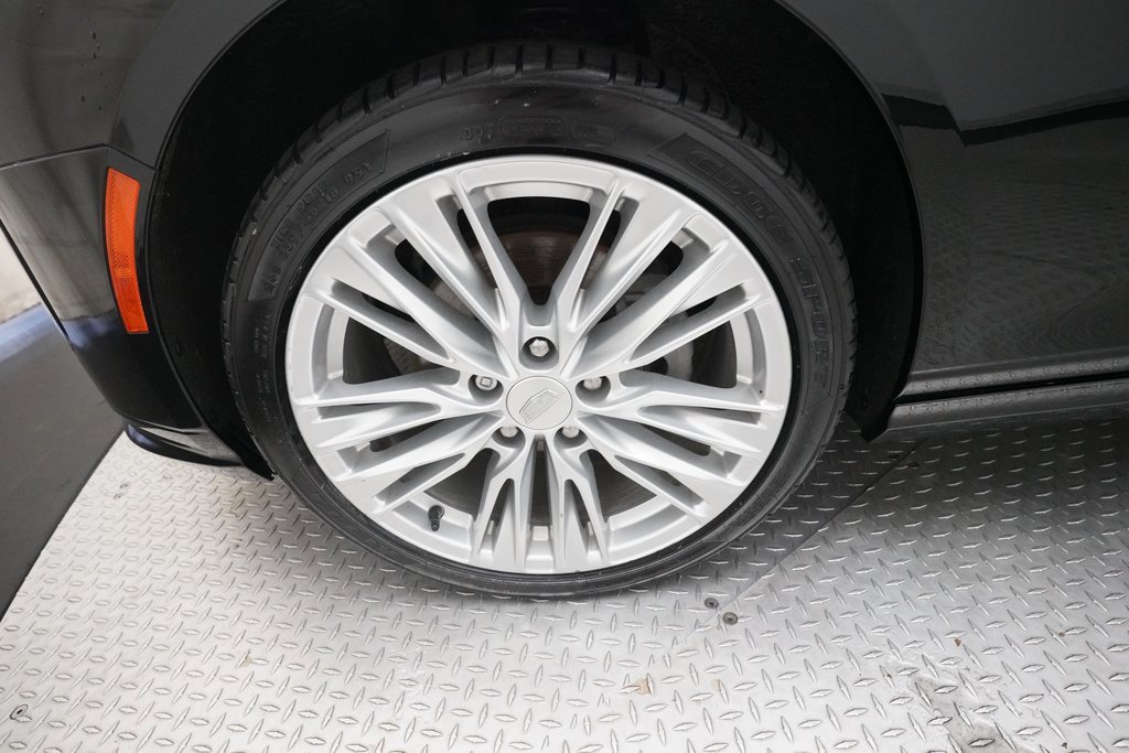 Used 2023 Cadillac CT4 Premium Luxury image 26