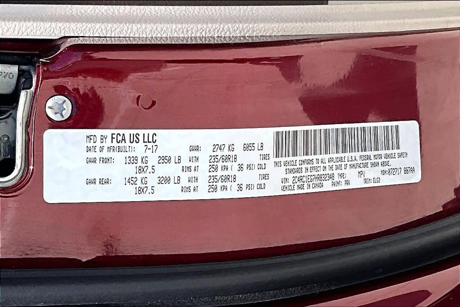Used 2017 Chrysler Pacifica Touring-L Plus w/ Advanced Safetytec Group FWD image 35