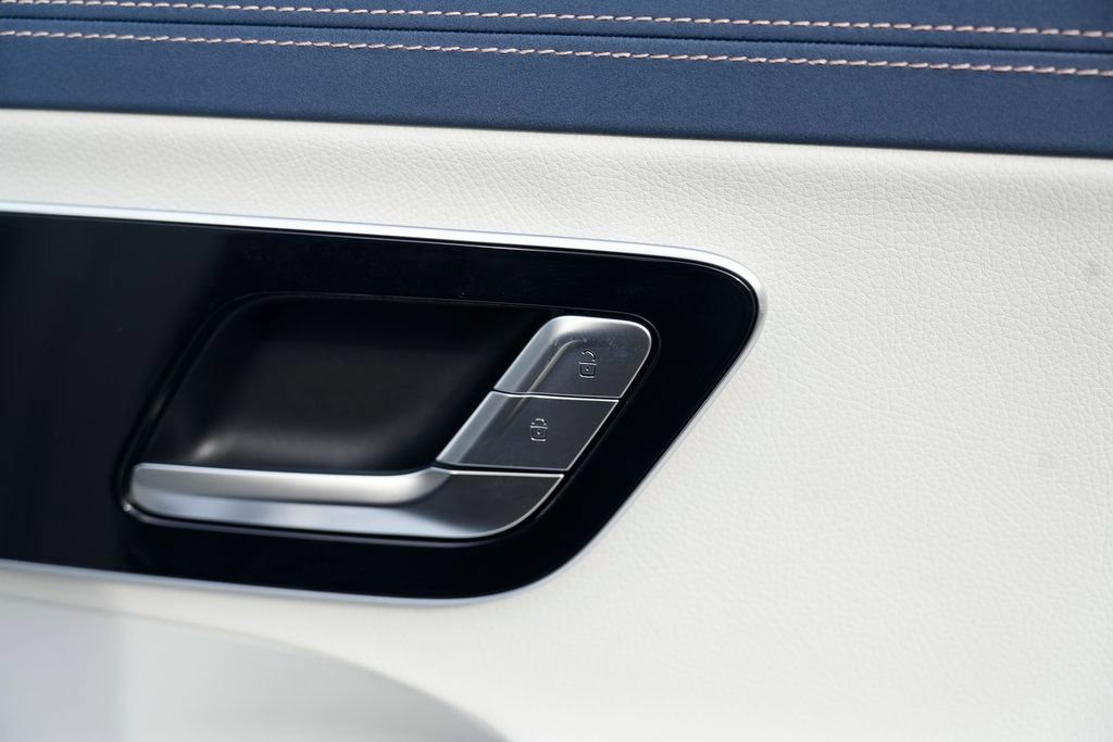 Used 2023 Mercedes-Benz EQE 500 4MATIC SUV image 42