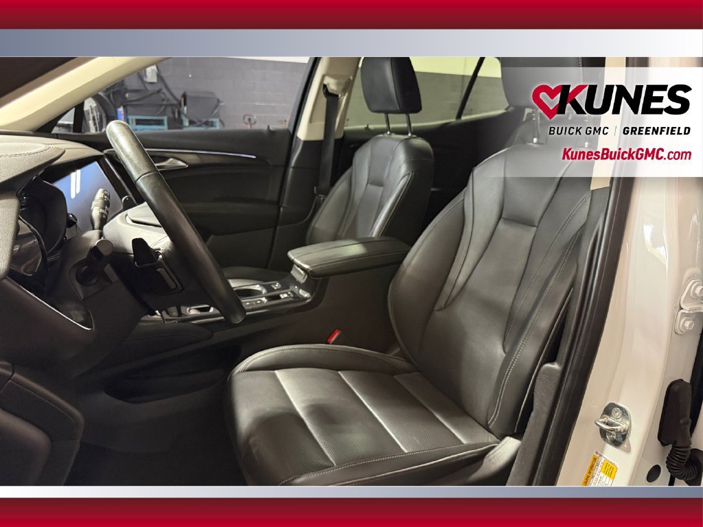 Used 2023 Buick Envision Essence FWD image 39