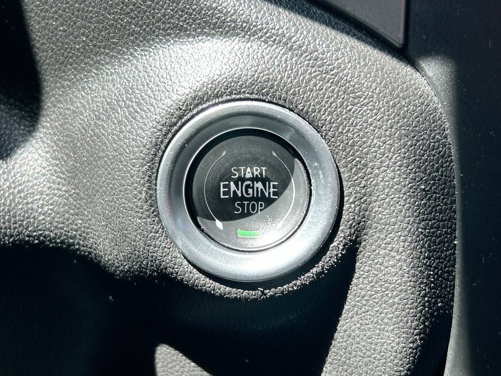 Used 2024 Chevrolet Silverado 1500 Custom RWD image 16