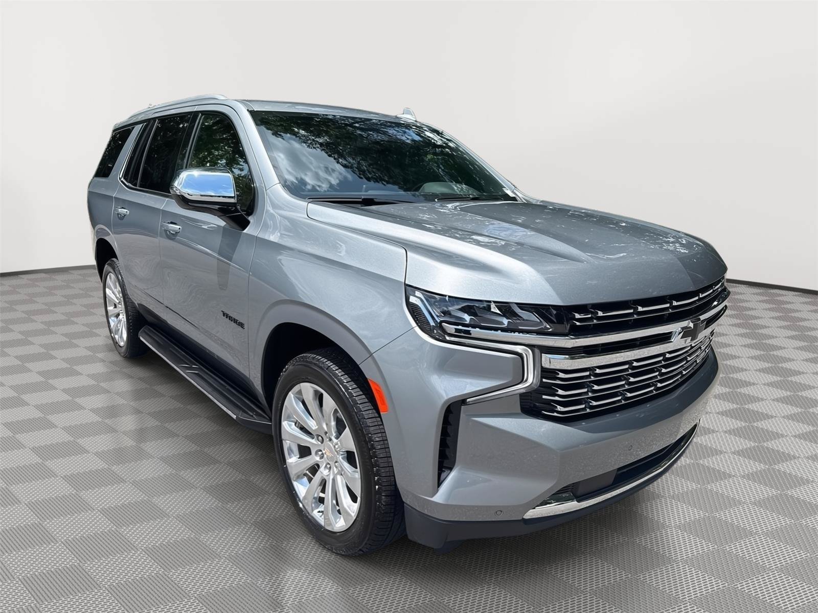 Used 2023 Chevrolet Tahoe Premier AWD/4WD image 4