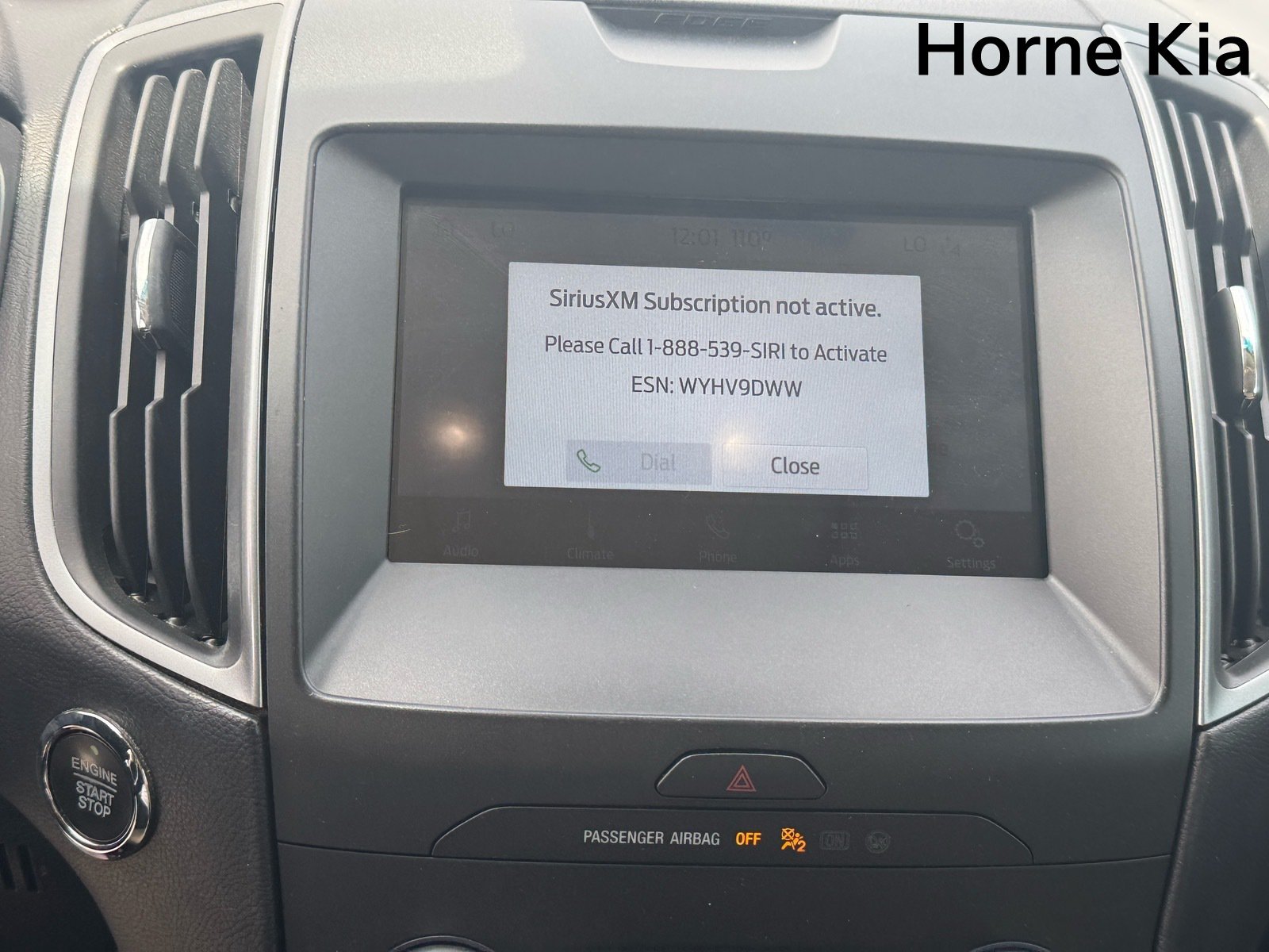 Used 2020 Ford Edge SE FWD image 21