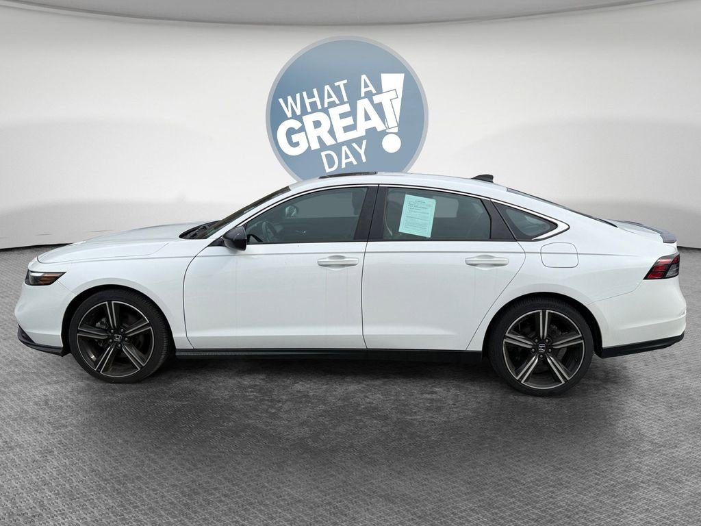 Used 2023 Honda Accord Sport image 7