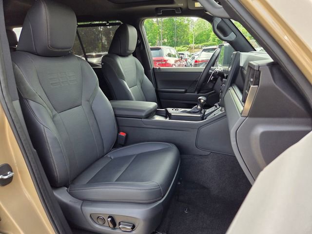 Used 2024 Lexus GX 550 AWD/4WD image 21