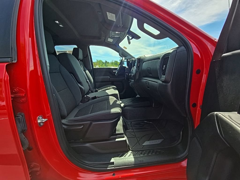 Used 2019 Chevrolet Silverado 1500 Custom Trail Boss w/ Custom Convenience Package AWD/4WD image 37