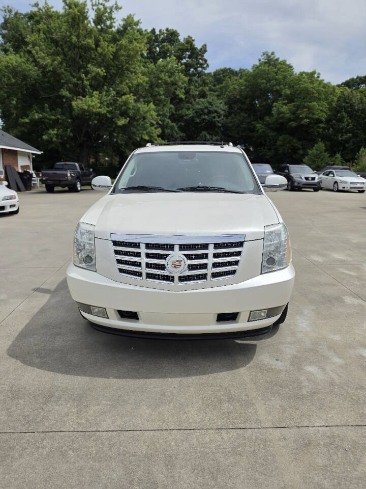 Used 2008 Cadillac Escalade ESV AWD image 9