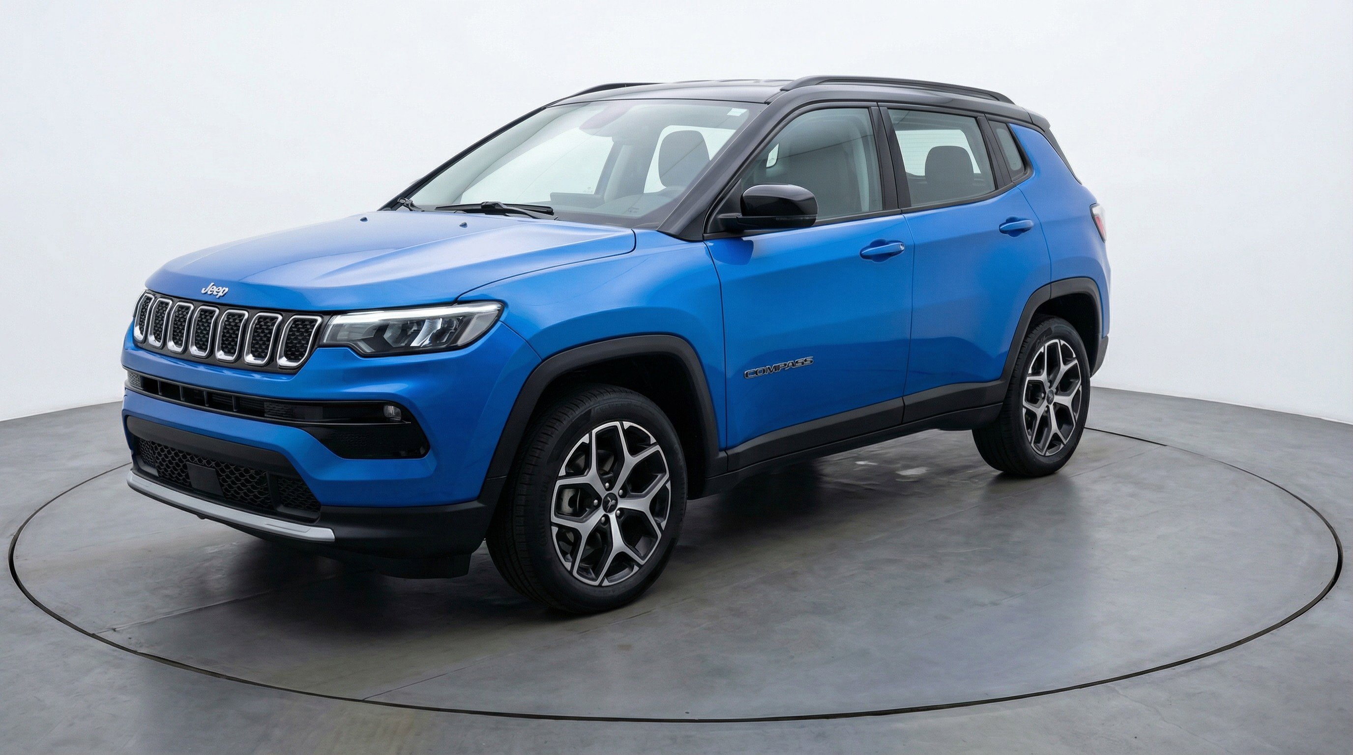 Used 2025 Jeep Compass Limited AWD/4WD image 3