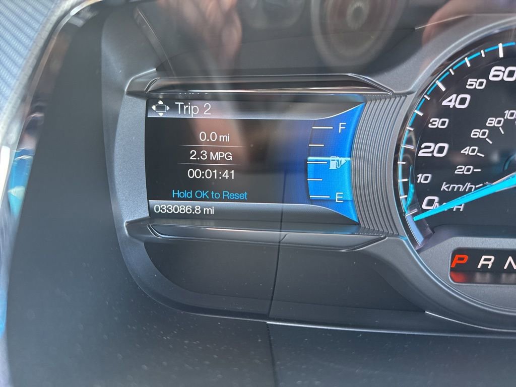 Used 2018 Ford Taurus SHO image 13