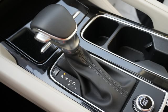 Used 2025 Kia Telluride S FWD image 40