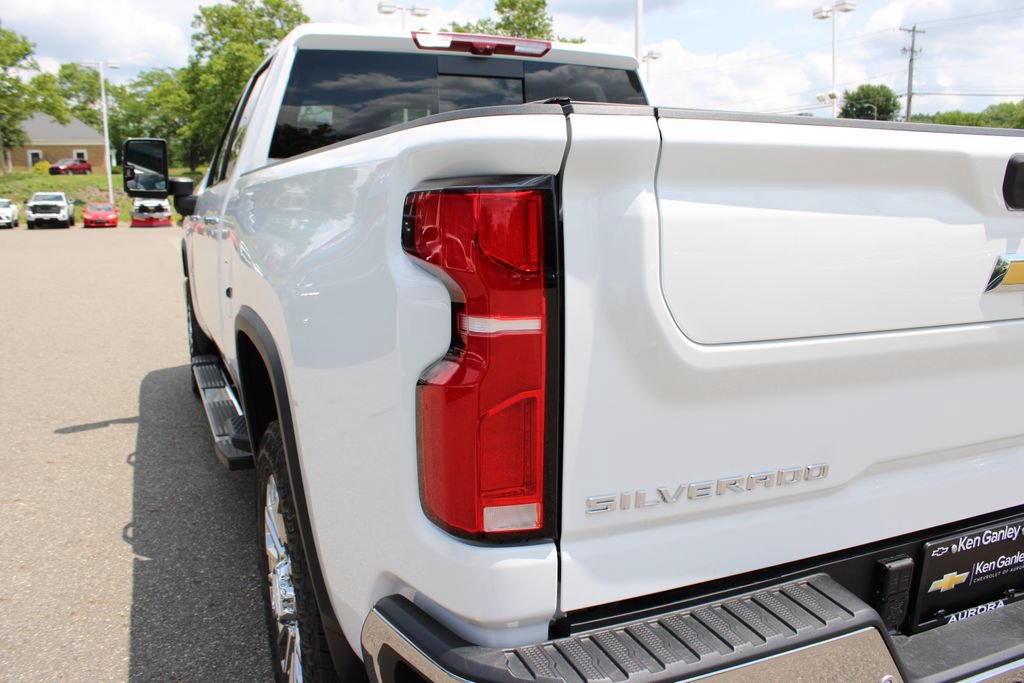 New 2026 Chevrolet Silverado 2500 LTZ w/ LTZ Convenience Package AWD/4WD image 39