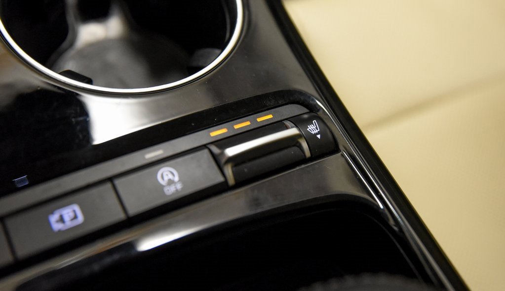 Used 2023 Kia Stinger GT-Line w/ Sun & Sound Package image 24