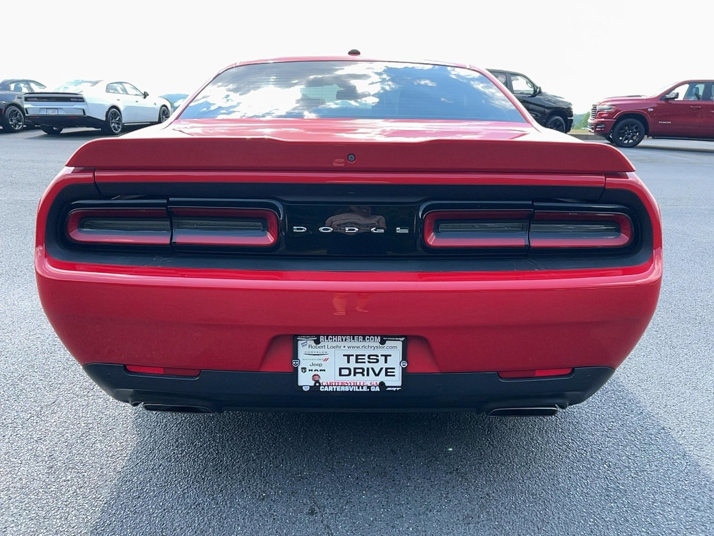 Used 2019 Dodge Challenger R/T w/ Driver Convenience Group RWD image 6
