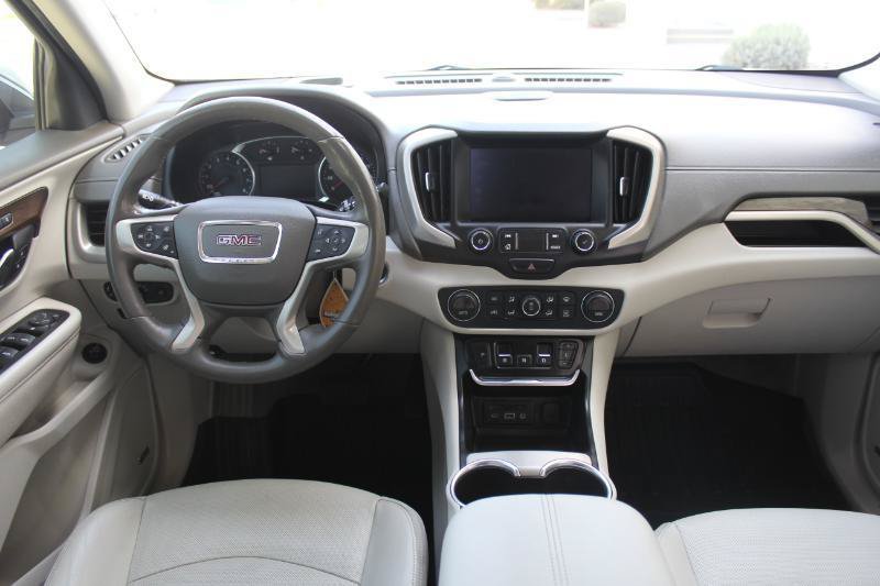 Used 2020 GMC Terrain Denali w/ Denali Premium Package AWD/4WD image 22