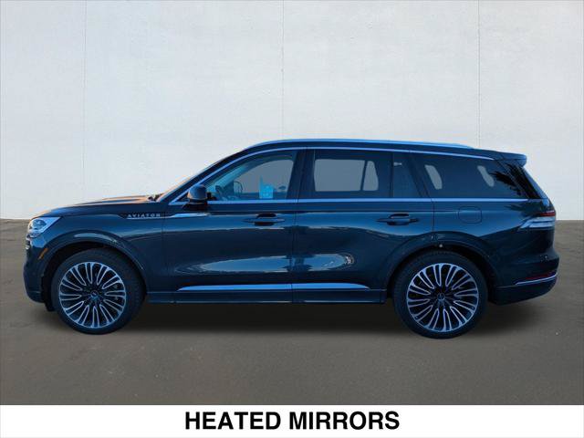 Used 2023 Lincoln Aviator Black Label w/ Class IV Trailer Tow Package AWD/4WD image 2