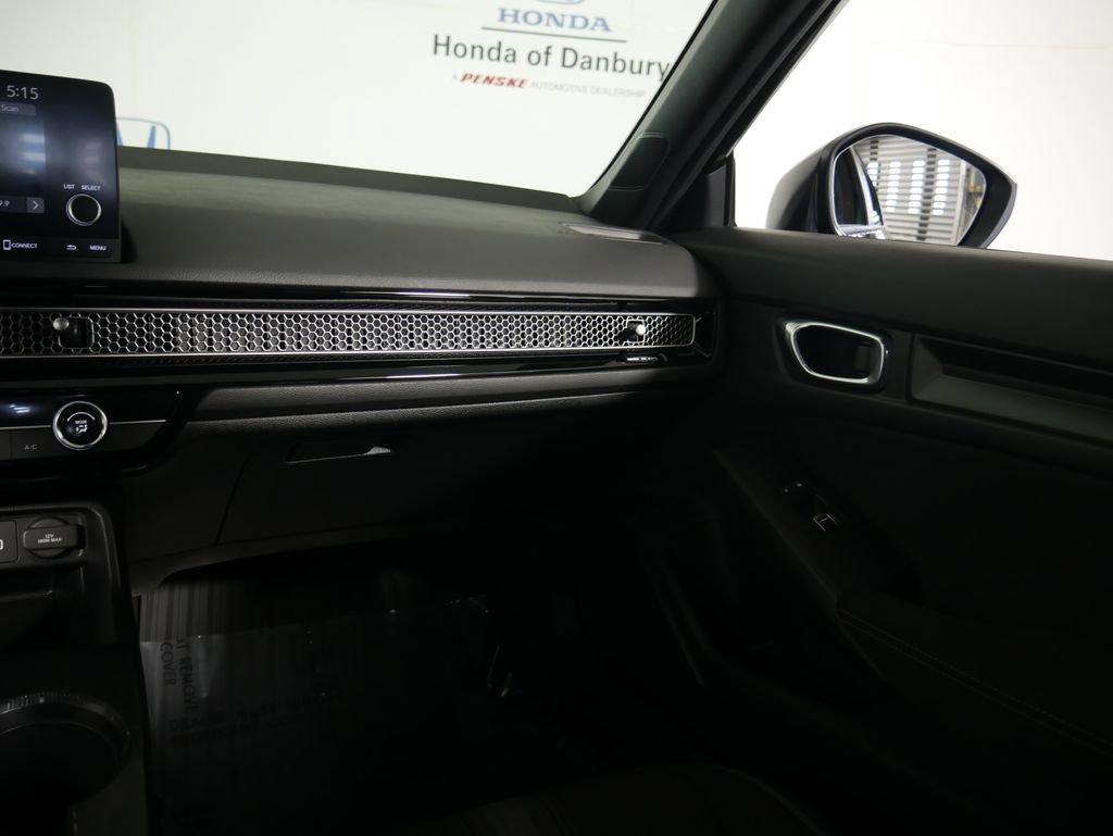 Used 2023 Honda Civic Sport image 18