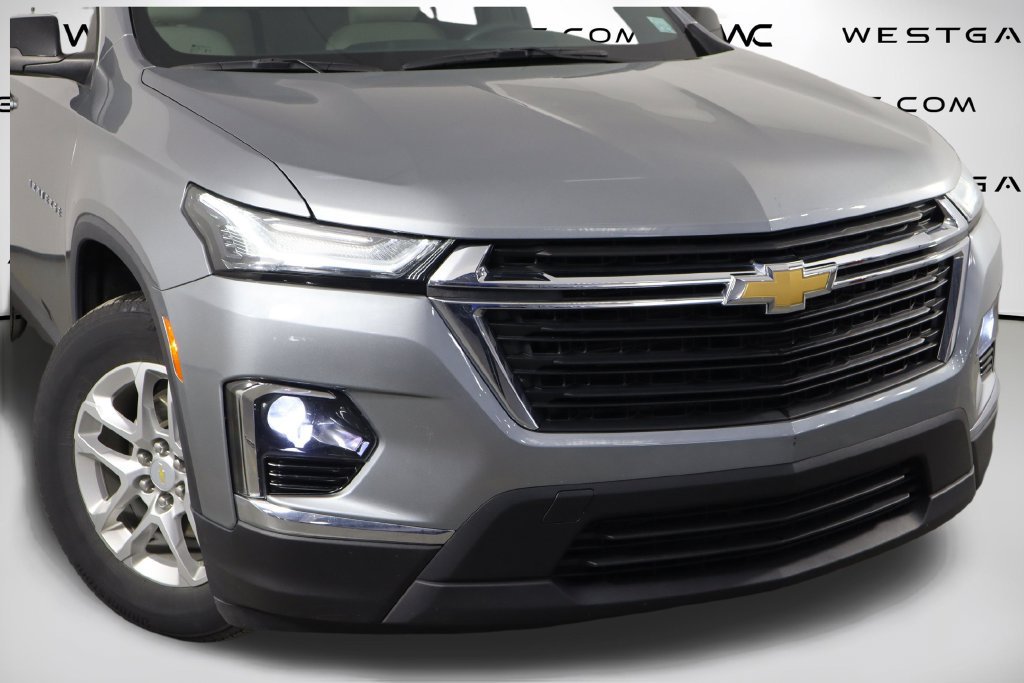 Used 2023 Chevrolet Traverse LS FWD image 45