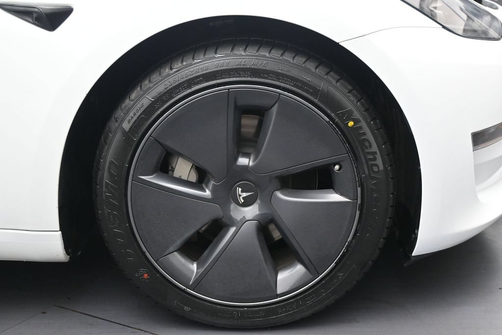 Used 2023 Tesla Model 3 Standard Range RWD image 33