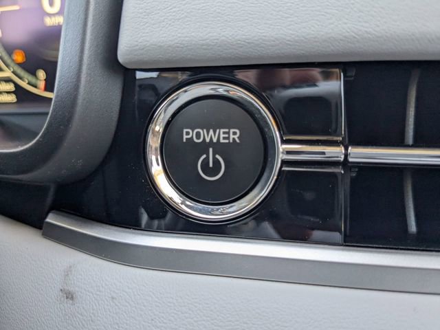 New 2025 Mitsubishi Outlander SEL image 27