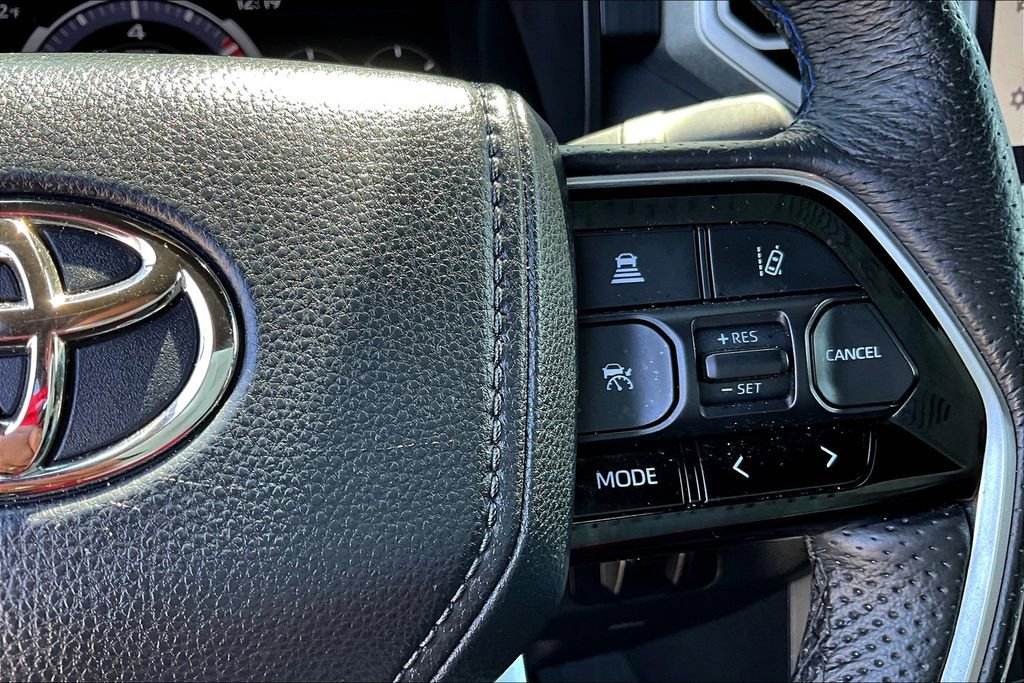 Used 2023 Toyota Tundra Platinum image 29