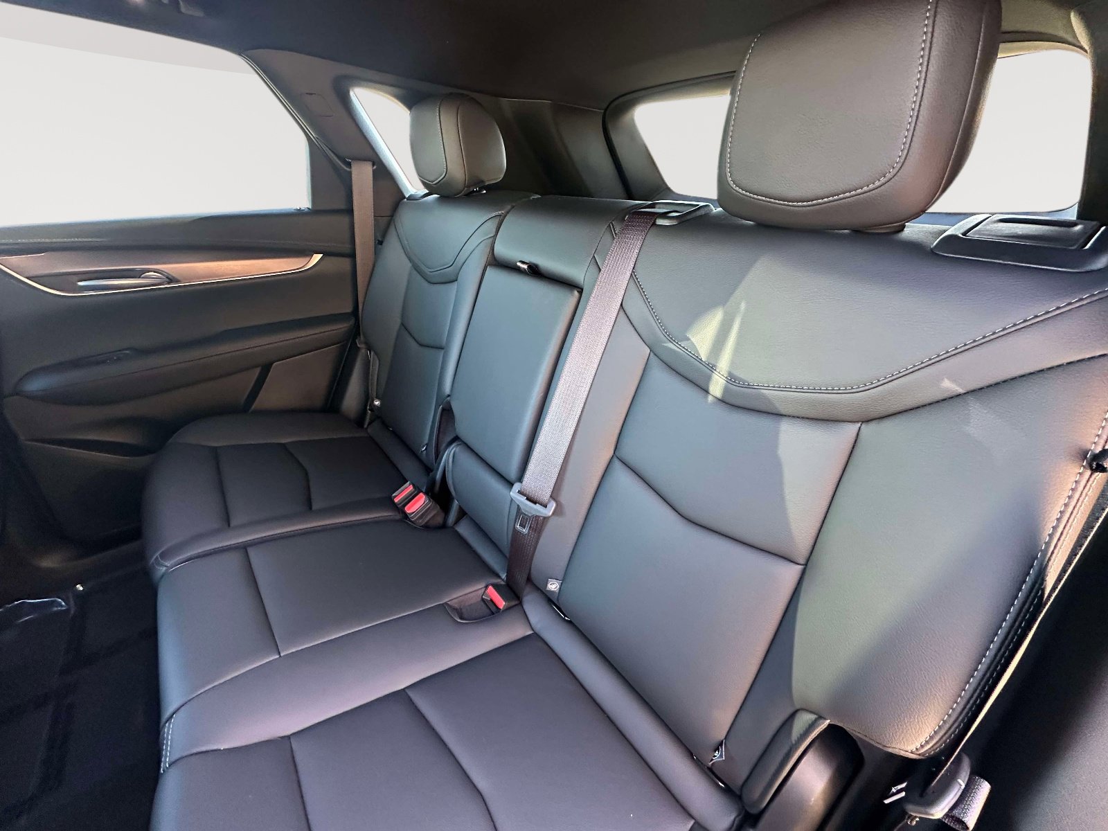 Certified 2025 Cadillac XT5 Luxury image 31