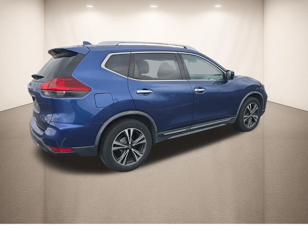 Used 2018 Nissan Rogue SL image 4