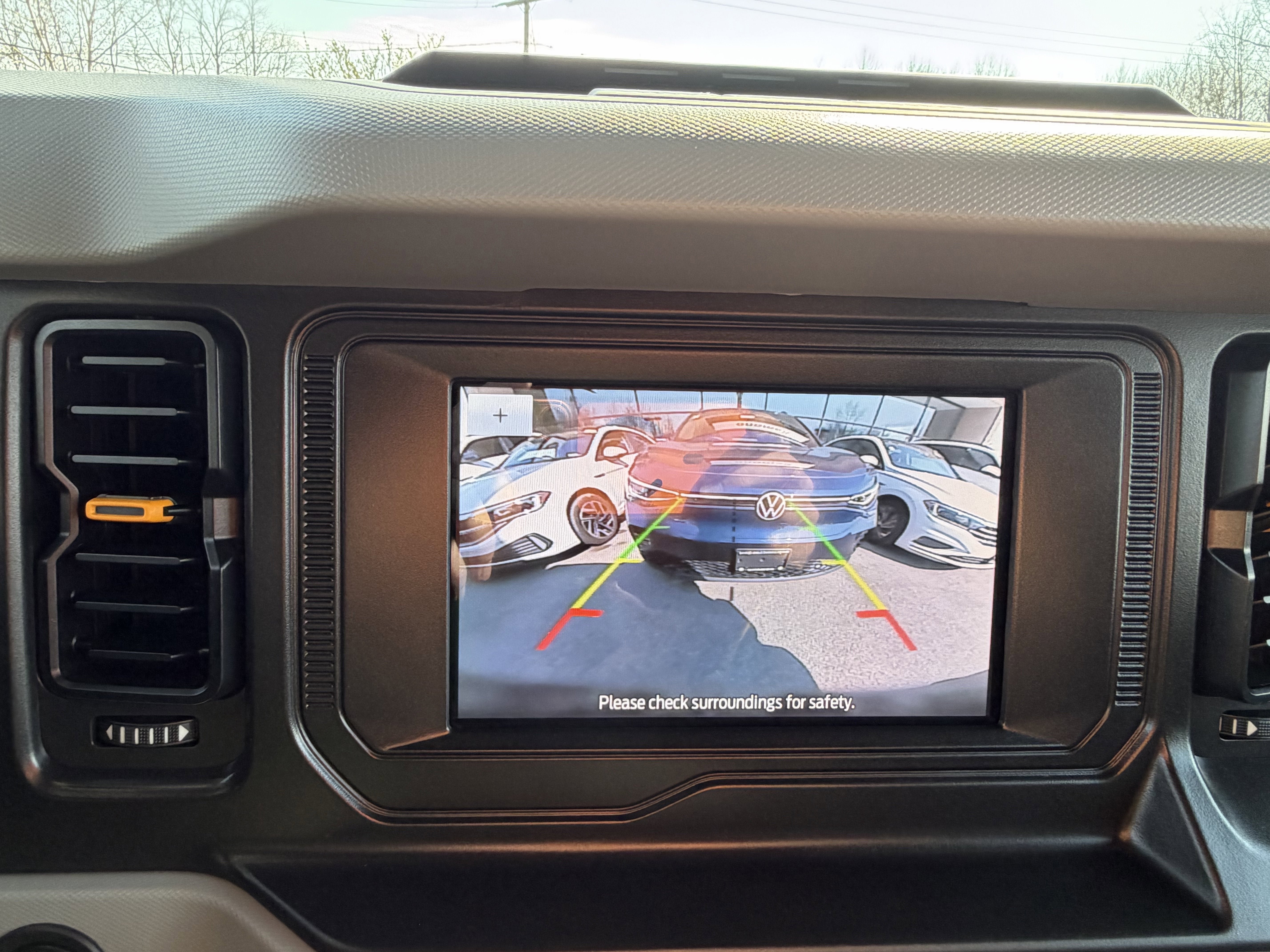 Used 2023 Ford Bronco Badlands image 18