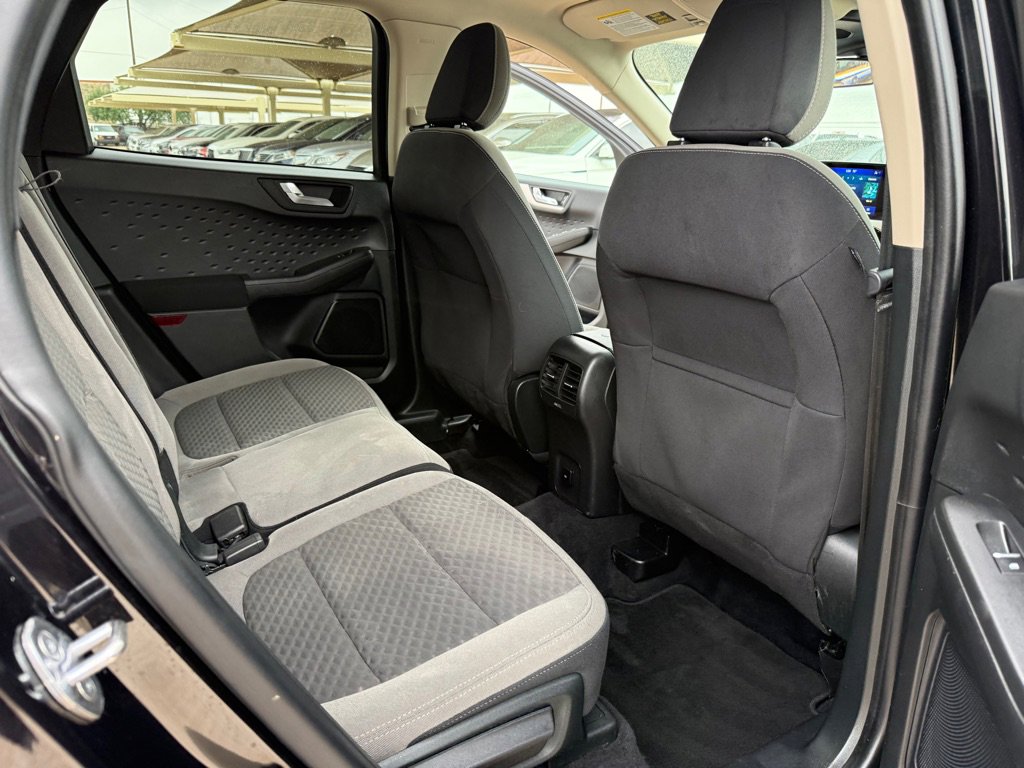 Used 2020 Ford Escape SE FWD image 14