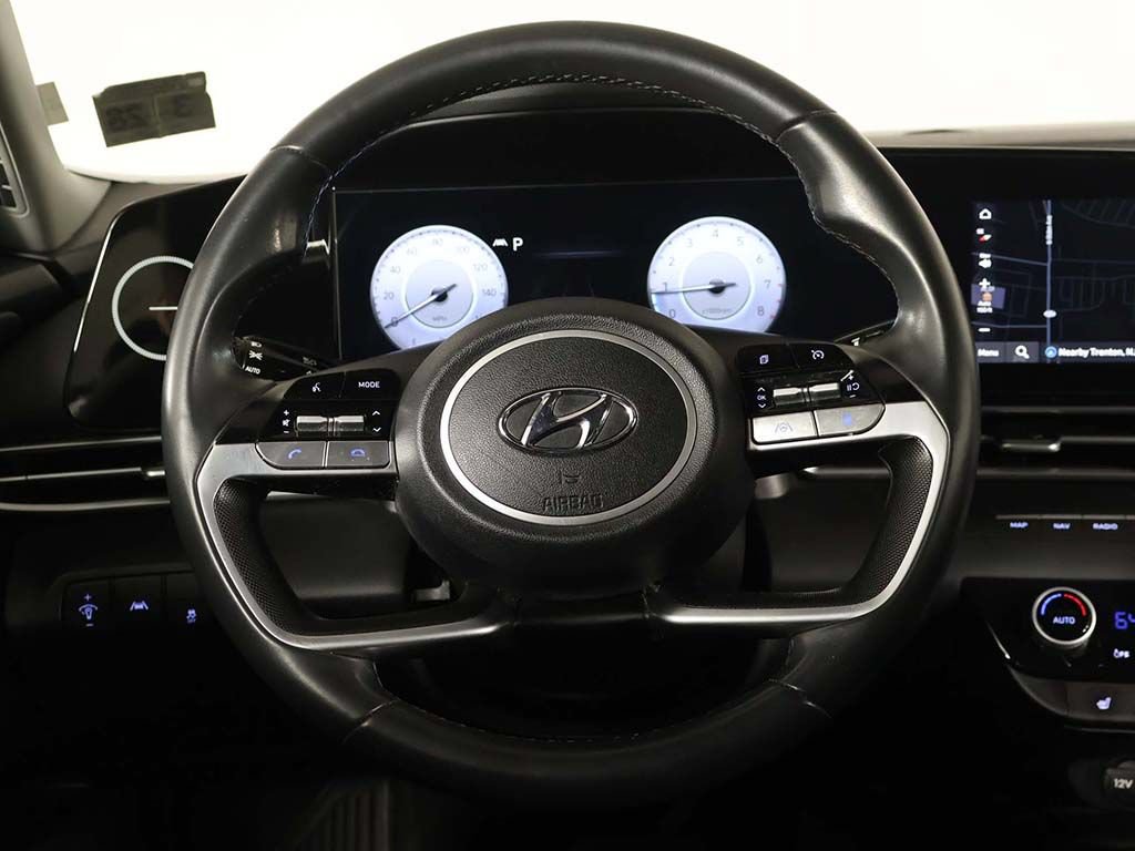 Certified 2023 Hyundai Elantra SEL w/ Convenience Package FWD image 32