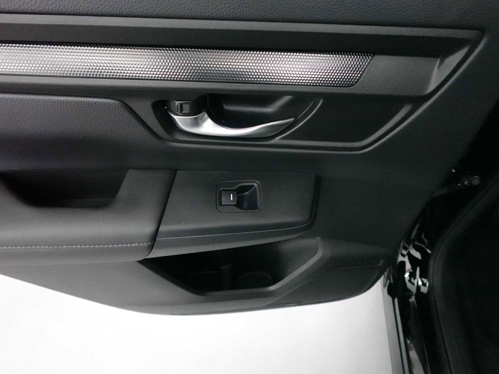 Certified 2025 Honda CR-V EX image 25