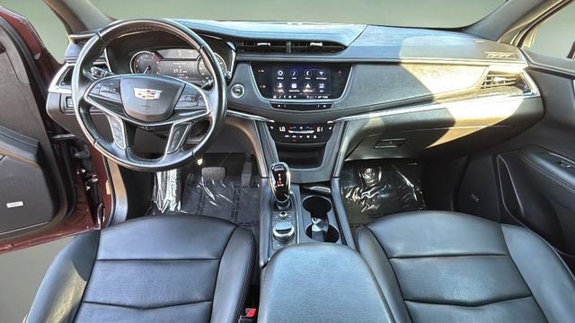 Used 2022 Cadillac XT5 Premium Luxury AWD/4WD image 16