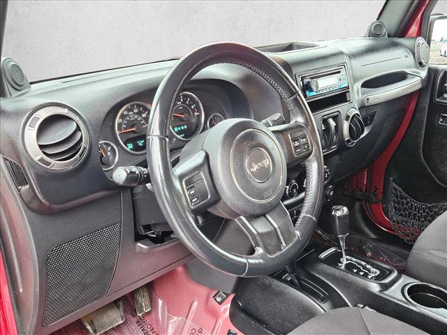 Used 2013 Jeep Wrangler Sport AWD/4WD image 10