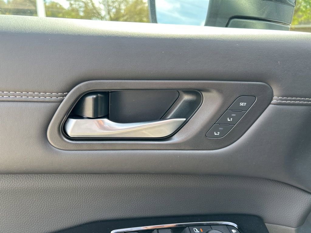 New 2026 Nissan Pathfinder Platinum w/ Cargo Package image 19
