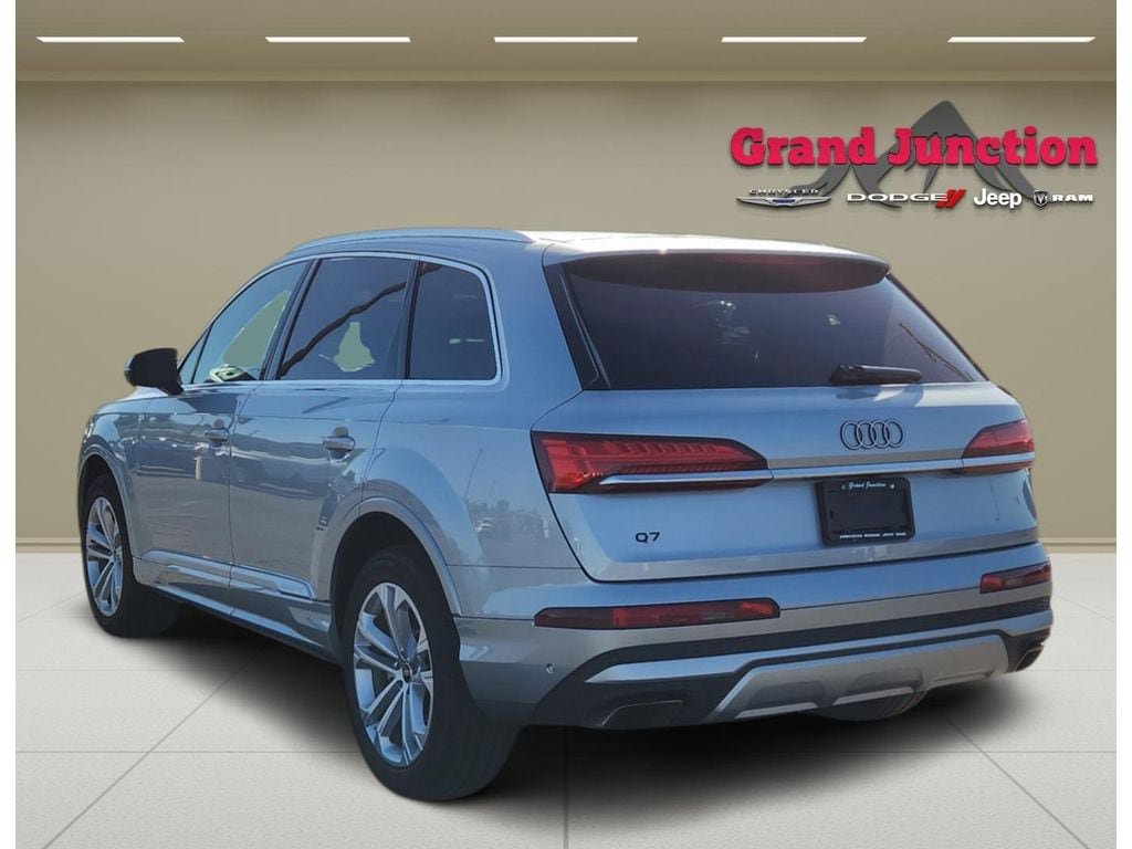 Used 2025 Audi Q7 3.0T Premium Plus AWD/4WD image 4