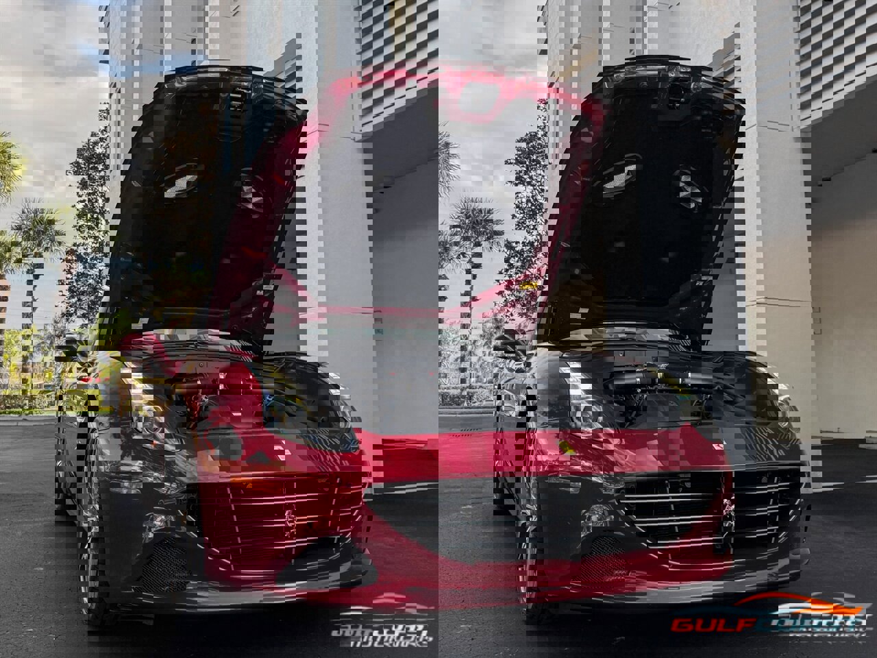 Used 2016 Ferrari California T image 40