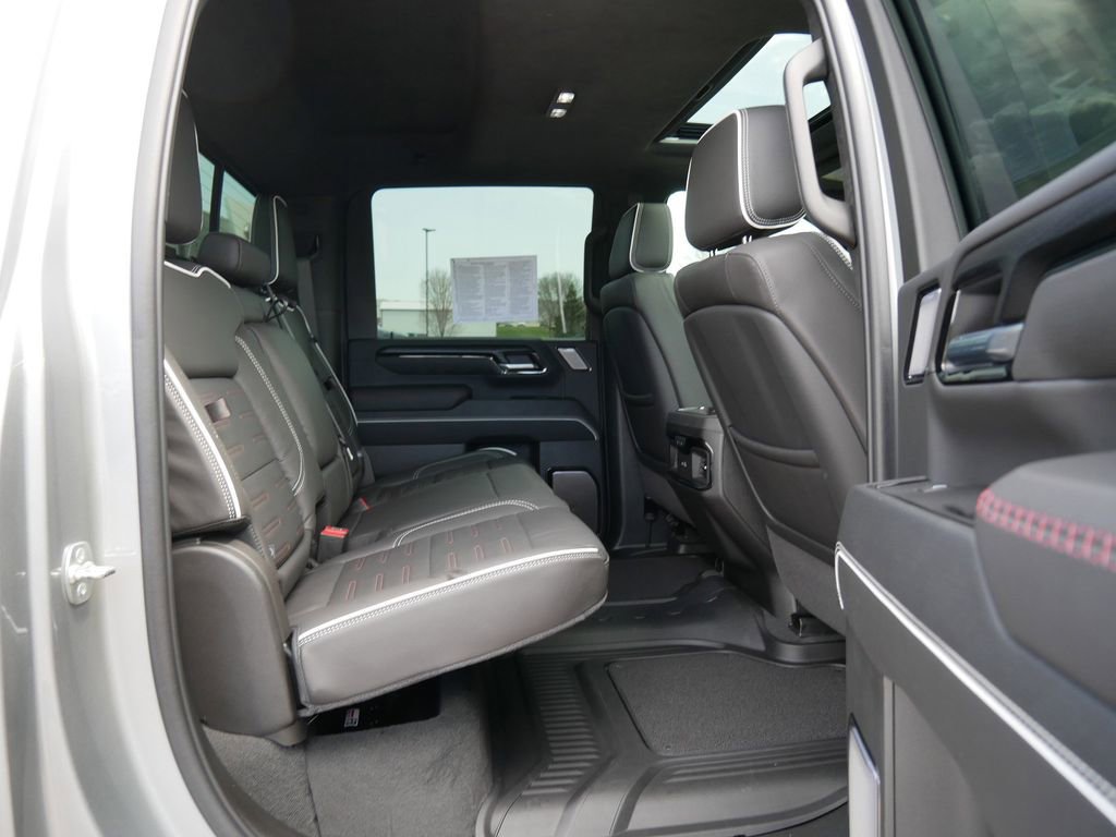 Used 2025 GMC Sierra 2500 AT4X AWD/4WD image 13
