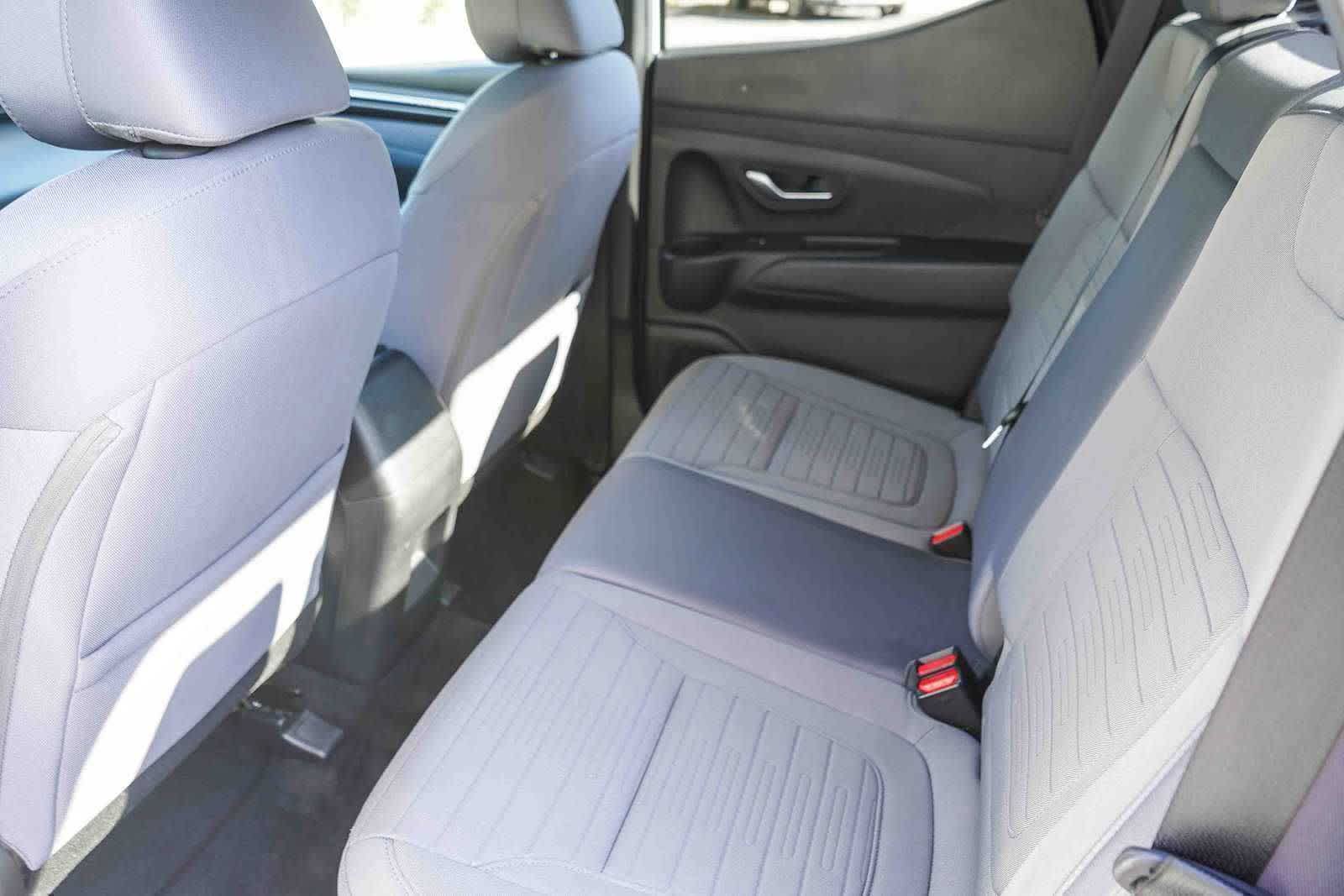 Used 2023 Hyundai Santa Cruz SEL w/ Activity Package FWD image 16