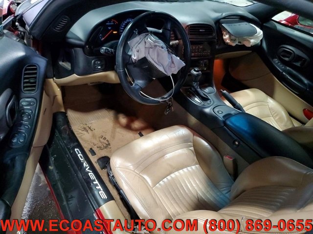Used 2001 Chevrolet Corvette Coupe w/ Preferred Equipment Group1 RWD image 9