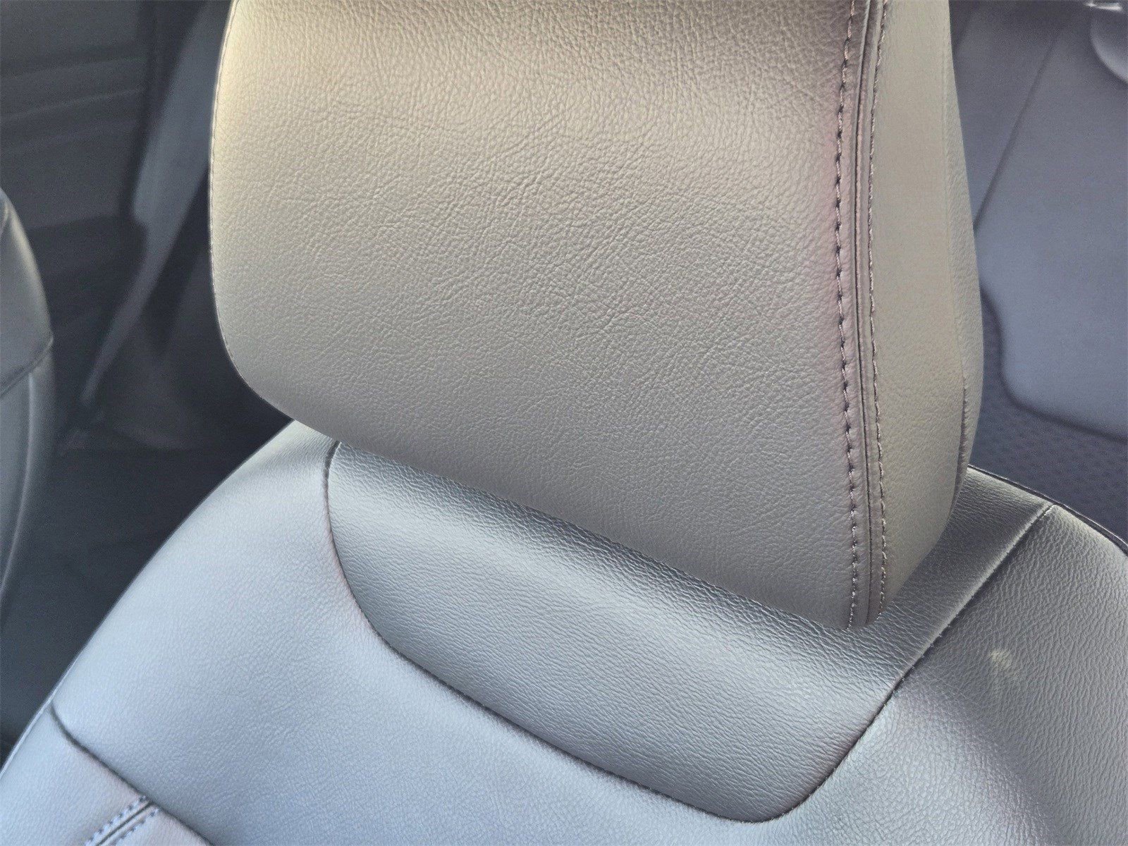 New 2026 Jeep Compass Latitude image 17