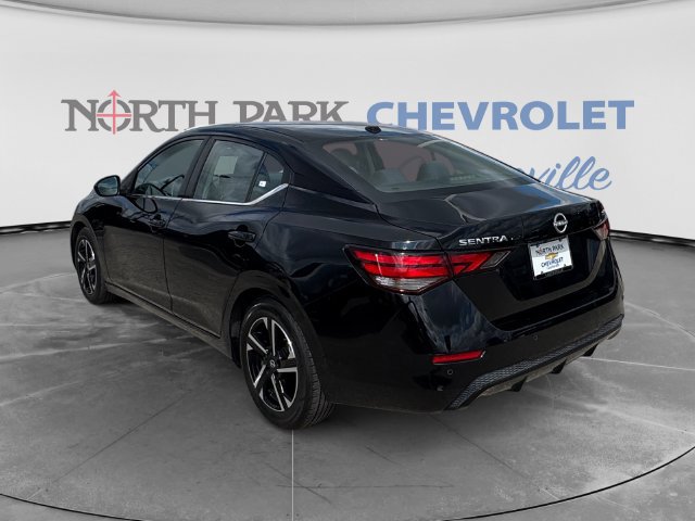 Used 2024 Nissan Sentra SV FWD image 5