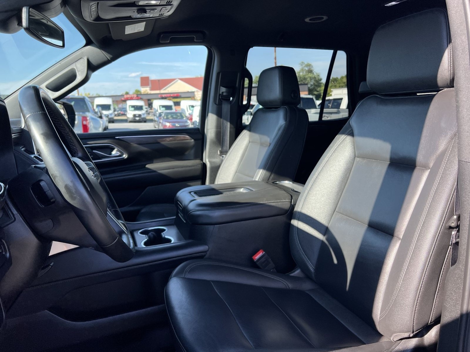 Used 2024 Chevrolet Tahoe LT AWD/4WD image 13