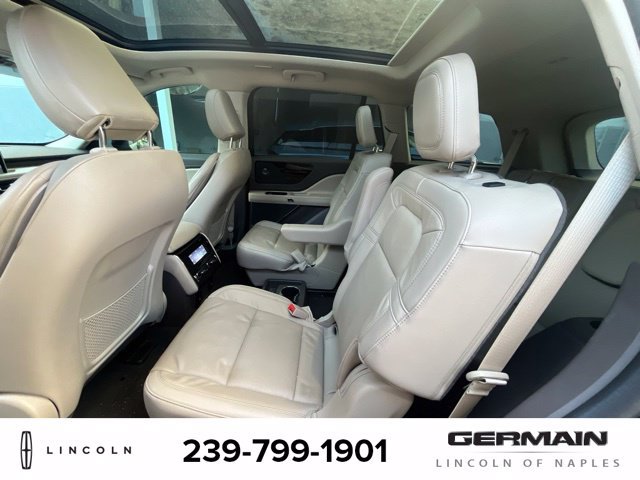 Used 2024 Lincoln Aviator Reserve w/ Equipment Group 201A AWD/4WD image 9