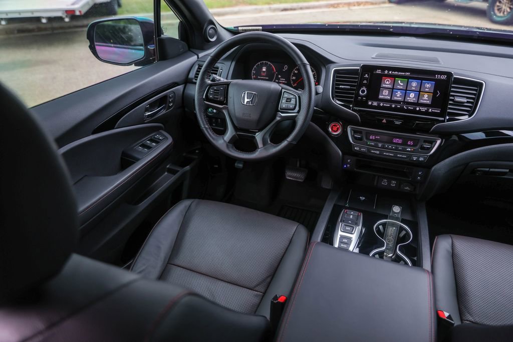 Used 2024 Honda Ridgeline Black Edition image 28