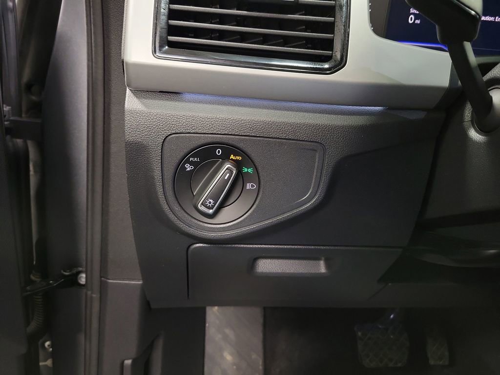 Used 2022 Volkswagen Atlas SEL image 23