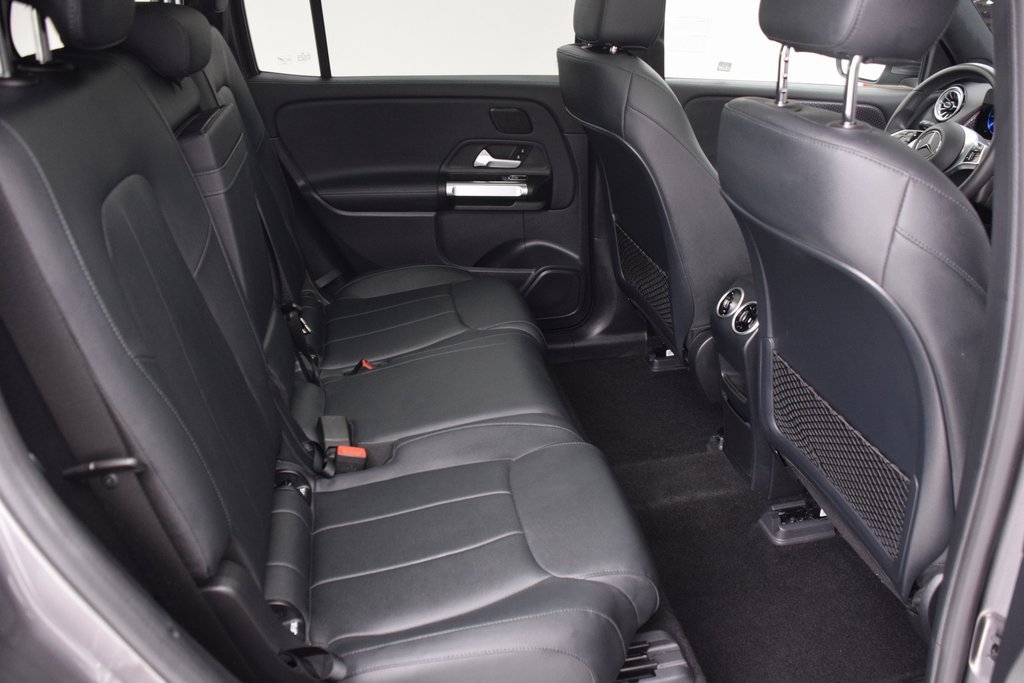 Used 2024 Mercedes-Benz EQB 300 4MATIC image 17