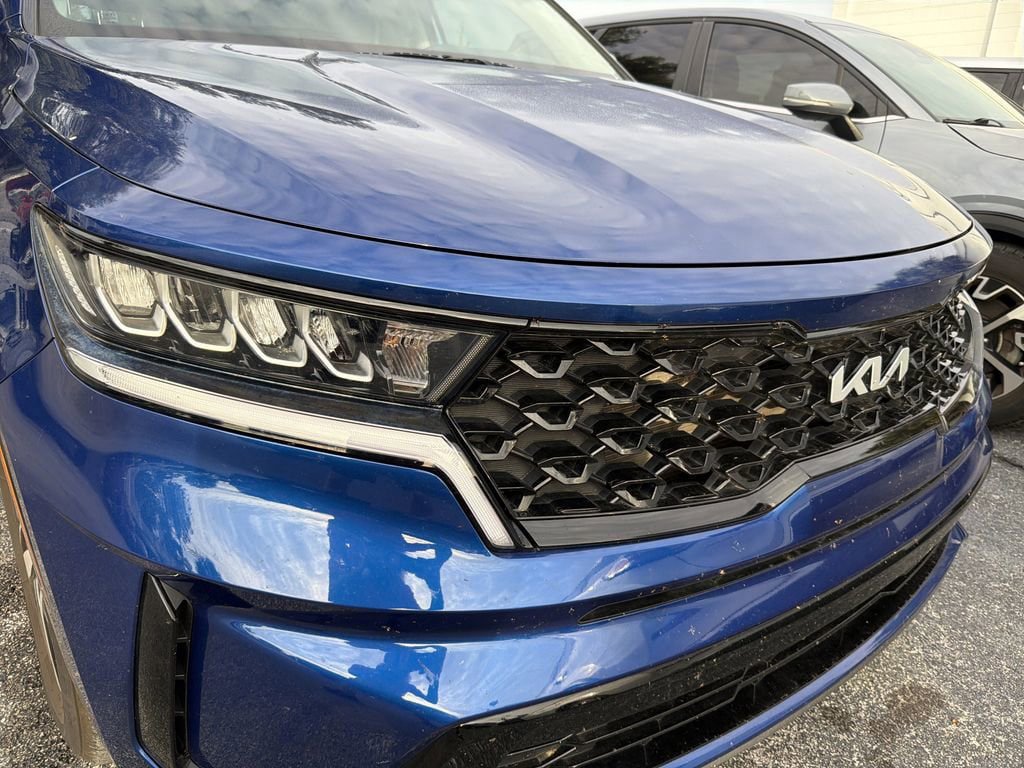 Used 2023 Kia Sorento S FWD image 4