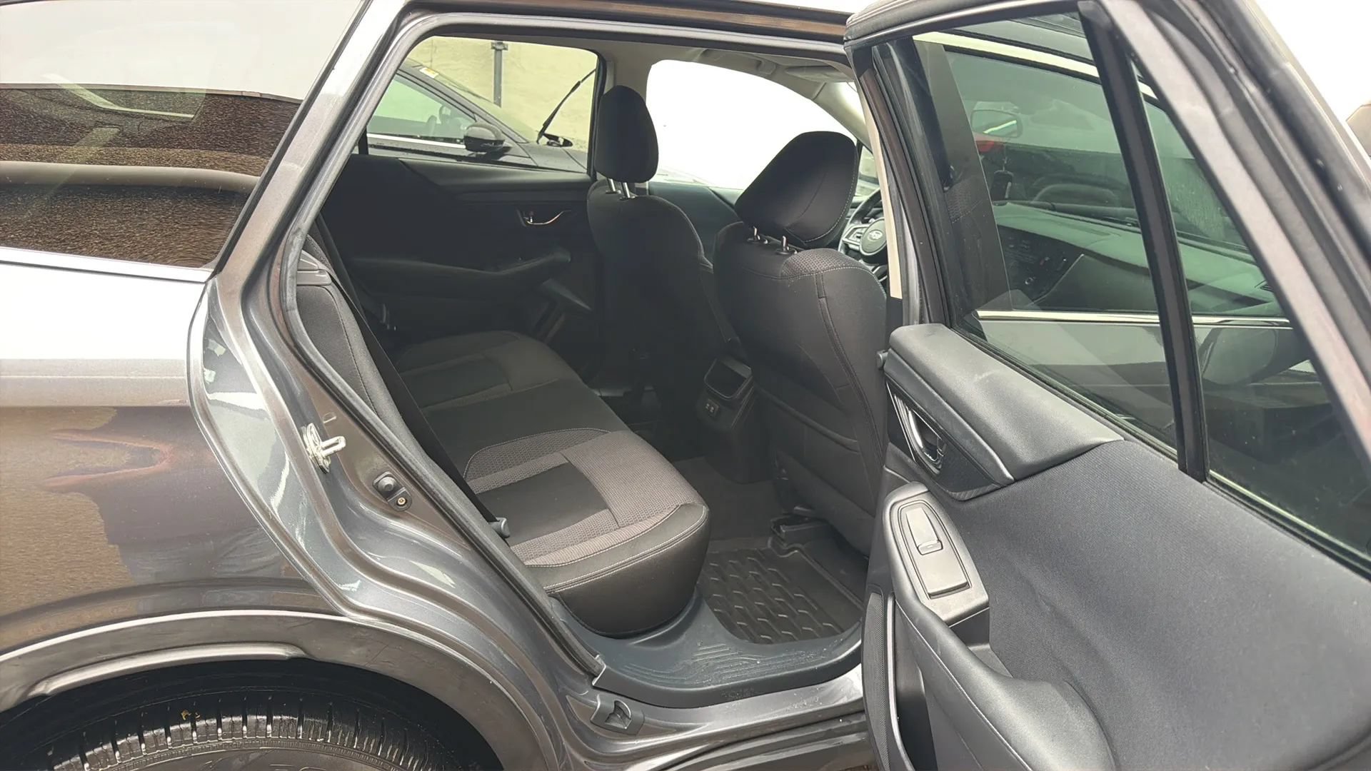 Used 2020 Subaru Outback Premium AWD/4WD image 26