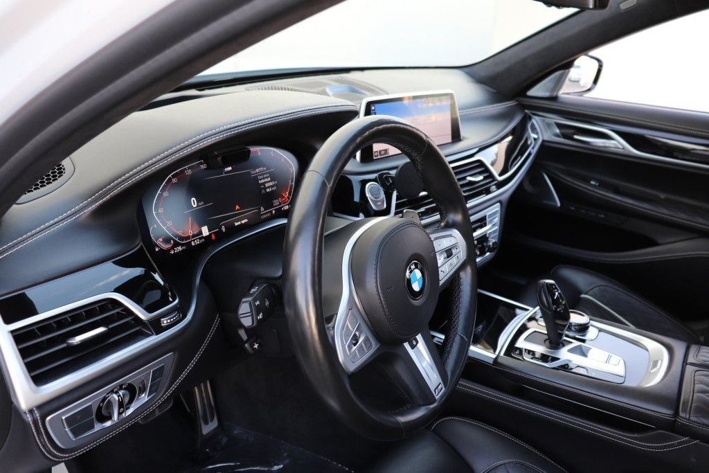 Used 2020 BMW 750i xDrive w/ Executive Package AWD/4WD image 56